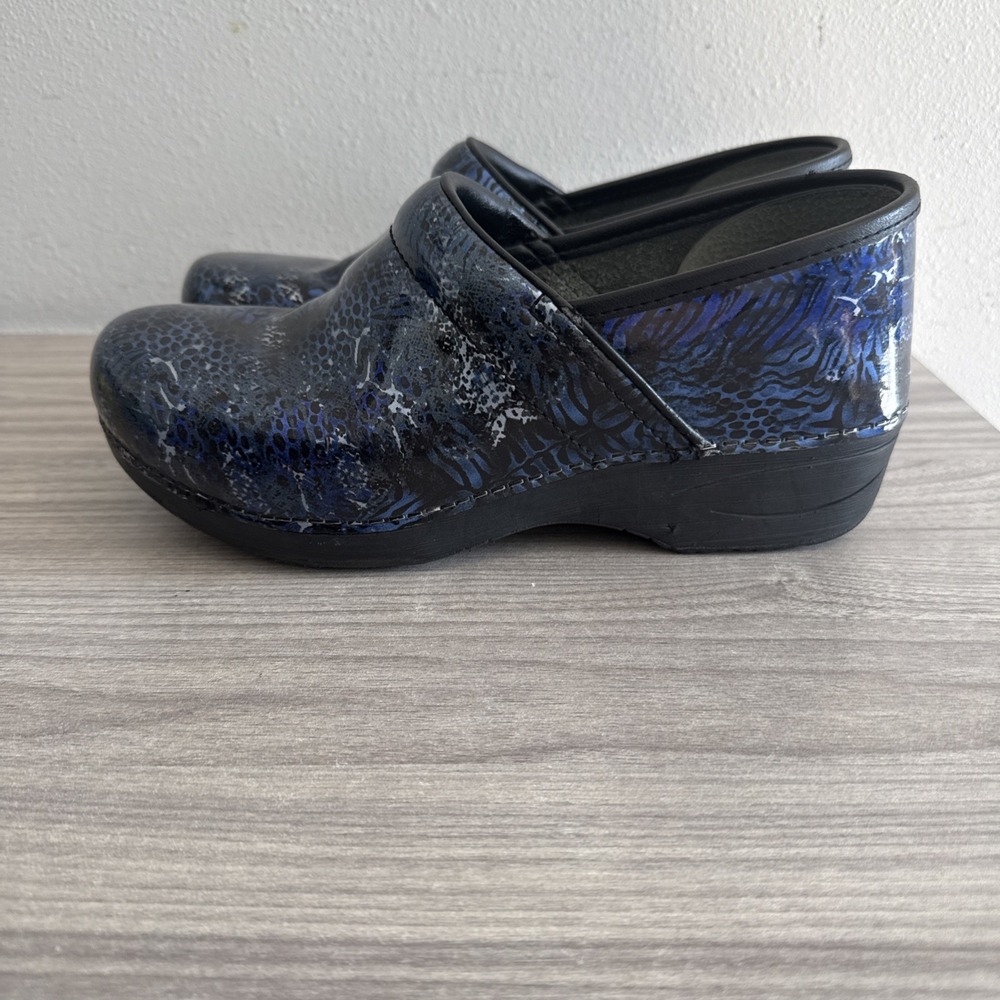 Dansko XP 2.0 Clogs Womens 9.5-10 EU 40 Patent Leather Slip Resistant Shoes